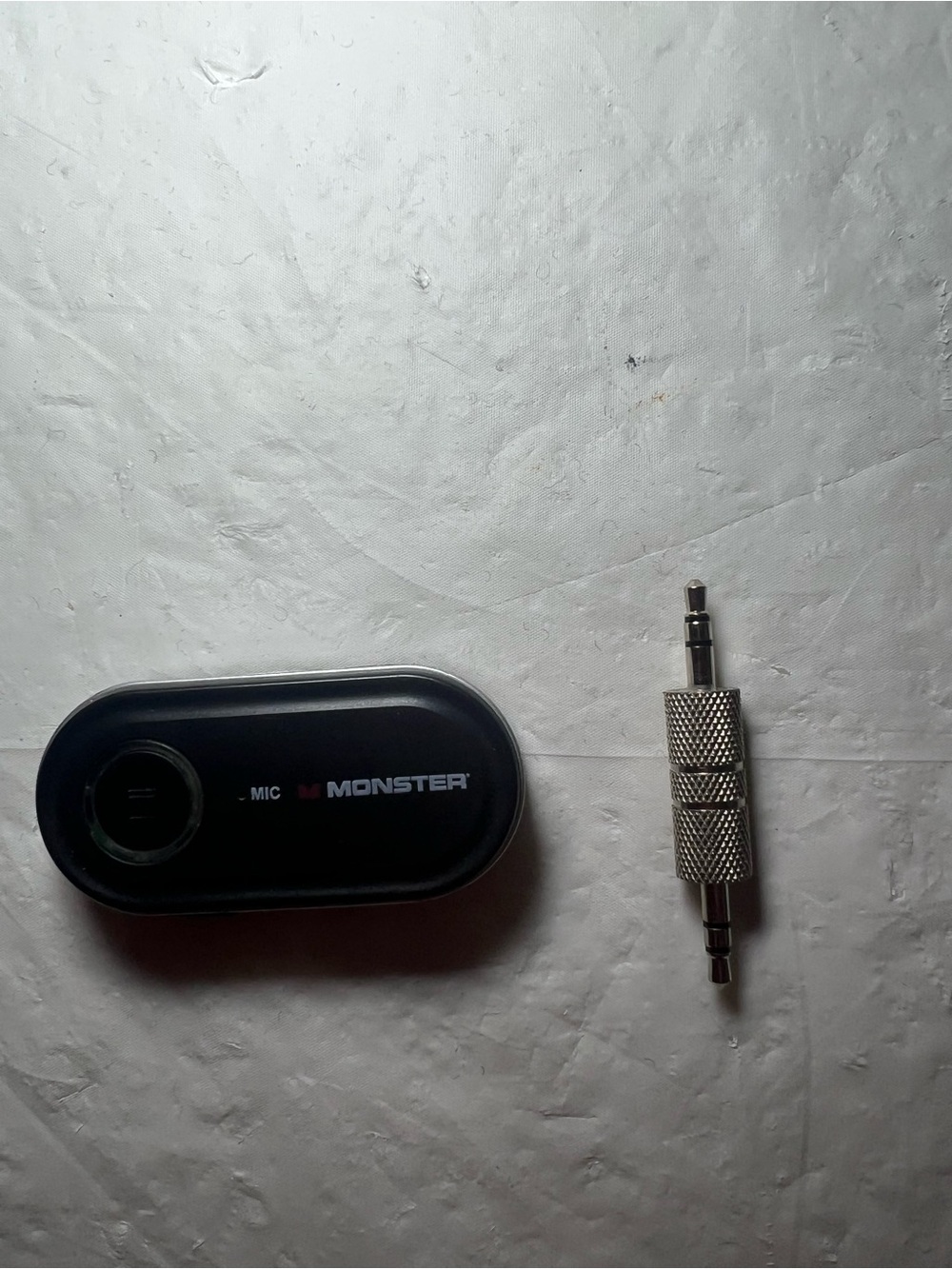 Monster Bluetooth 3.5mm AUX Audio Receiver Adapter with Hands-Free Mic